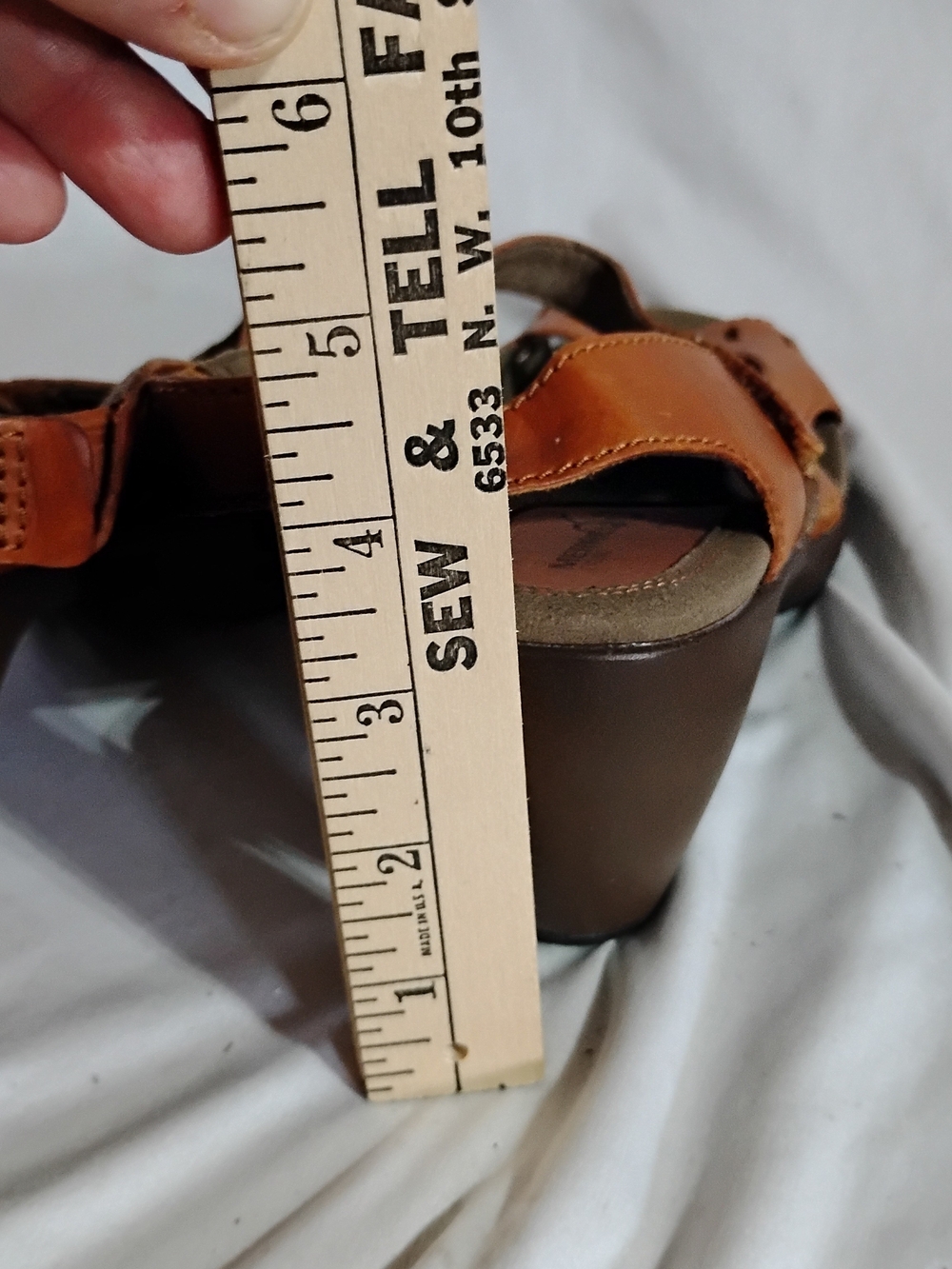 Merrell Comfort Leather Sandals in Cognac Brown 9.5 - Picture 8 of 8